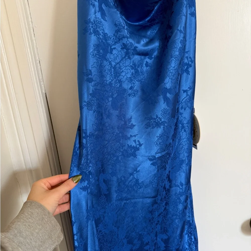 Urban Outfitters Embroidered Dress - Picture 5 of 8